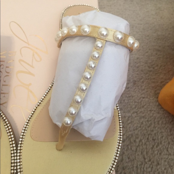 NEW Jewel Badgley Mischka Sandals - Picture 2 of 8